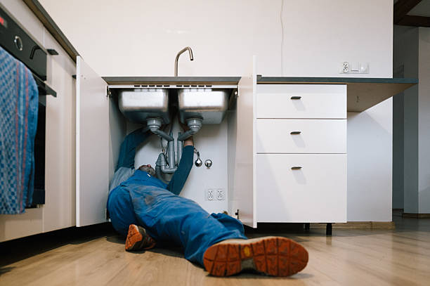 Professional Leak Detection technician working in Goldsboro, MD